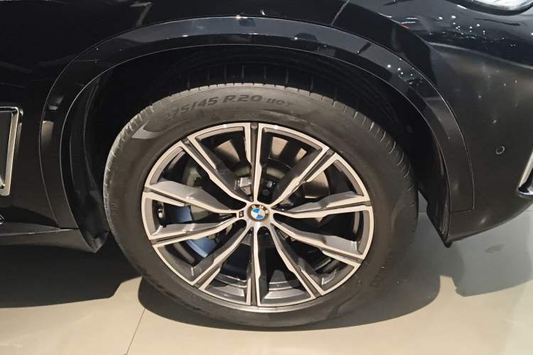 Used BMW X5 2022 Restyled xDrive 30Li Luxury Version M Sport Package