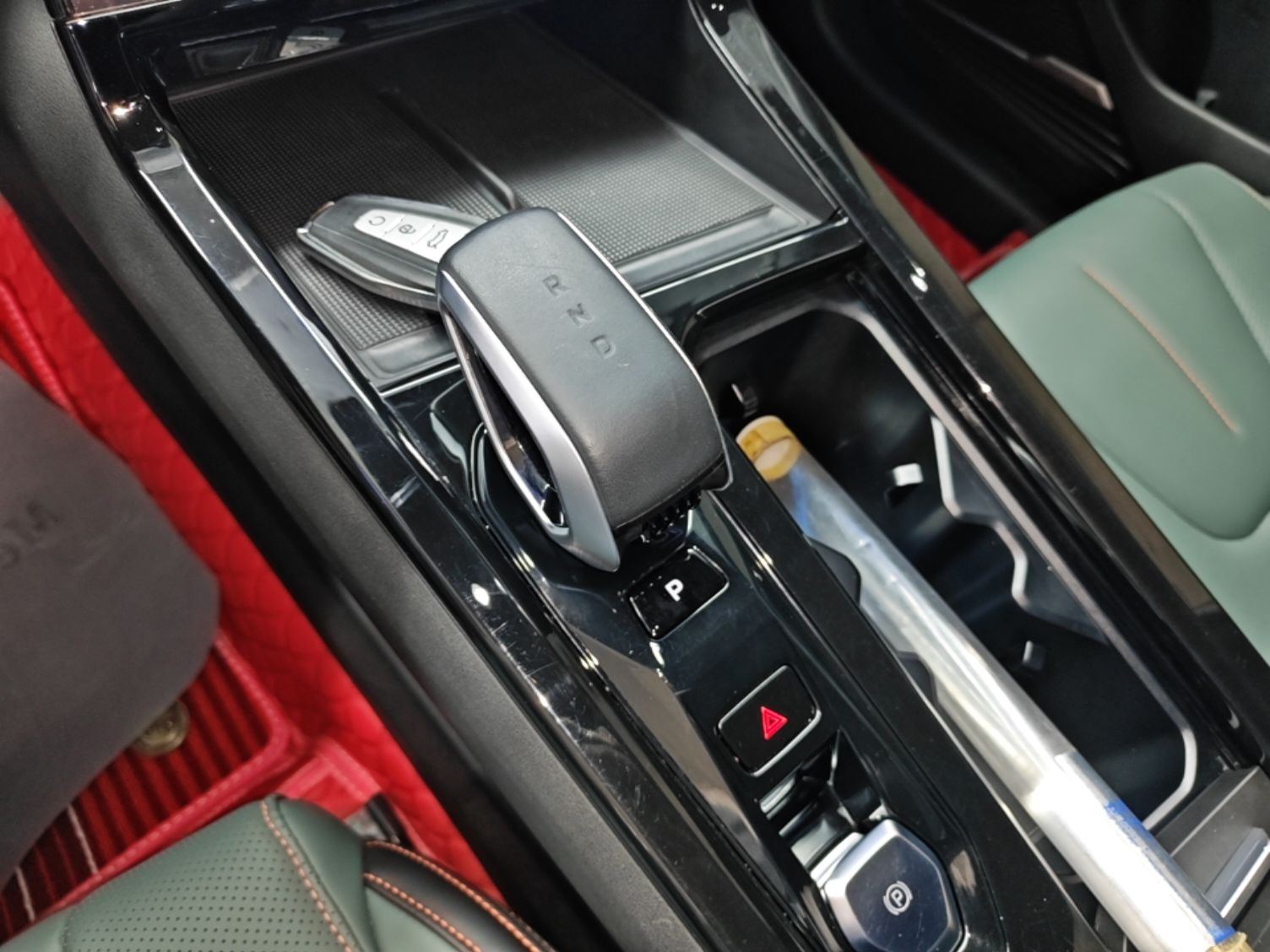 Geely Auto Emgrand X7 Sport 2024 1.5TD Dragon Edition — снимка 16