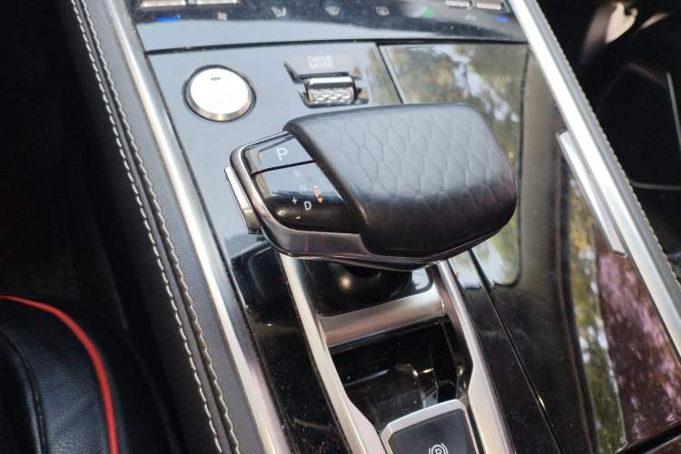 Used Changan CS85 COUPE 2019 2.0T Automatic Version China V Standard