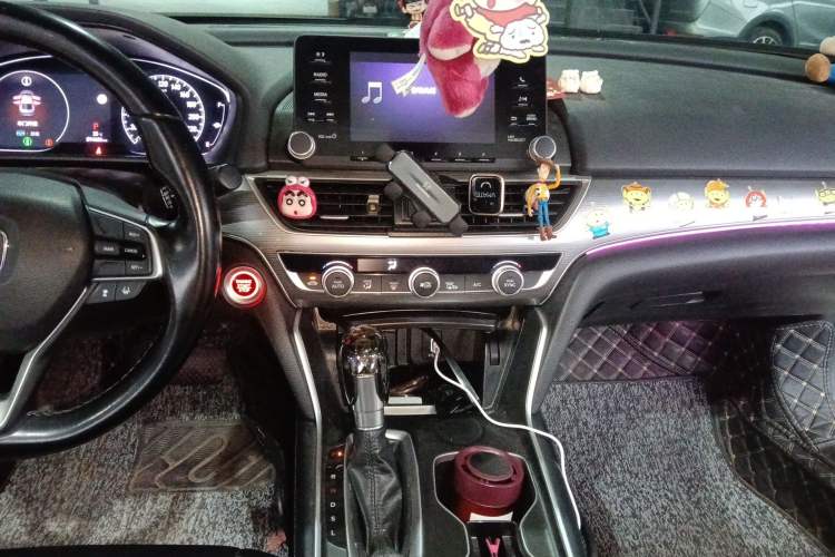 Used Honda Accord 2018 260TURBO Luxury Edition China V Emission Standard Audio And AC Panel