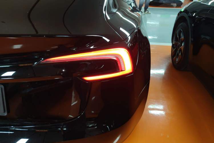 Used Tesla Model 3 2023 Rear-Wheel-Drive Version
