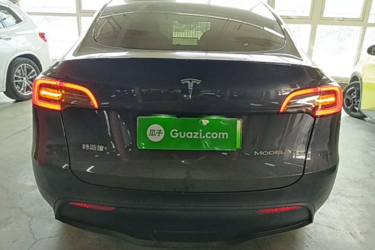 Used Tesla Model Y 2024 Rear-Wheel-Drive Version