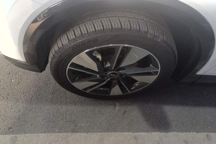 Used Audi Q2L 2022 35 TFSI Fashionable and Elegant Model
