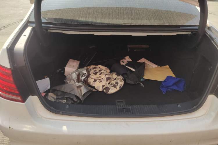 Used Mercedes-Benz E-Class 2015 Facelift E 200 L Sport Edition