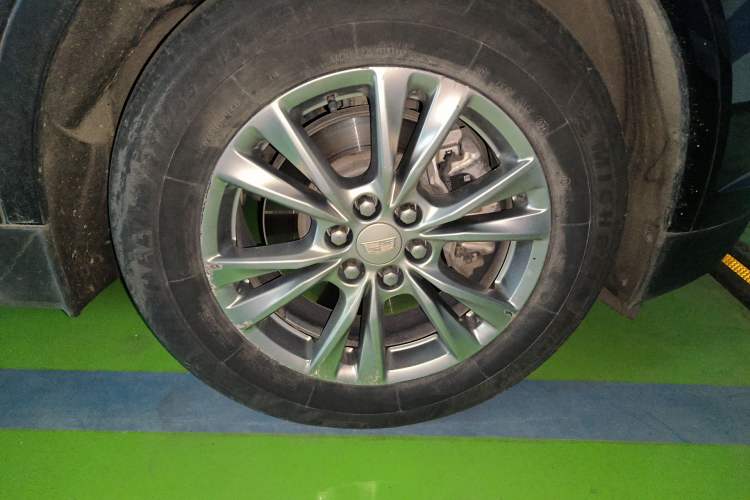 Used Cadillac XT5 2021 2.0T Two-Wheel Drive Luxury Version