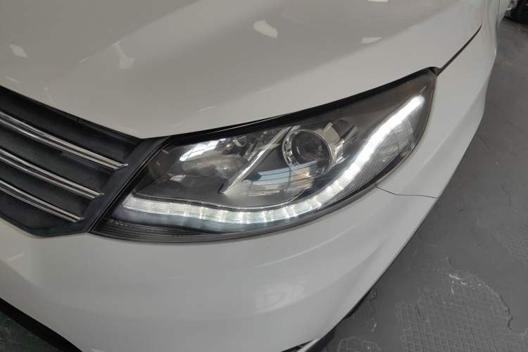 Used Dongfeng Fengon 580 2017 1.5T CVT Luxury Model
