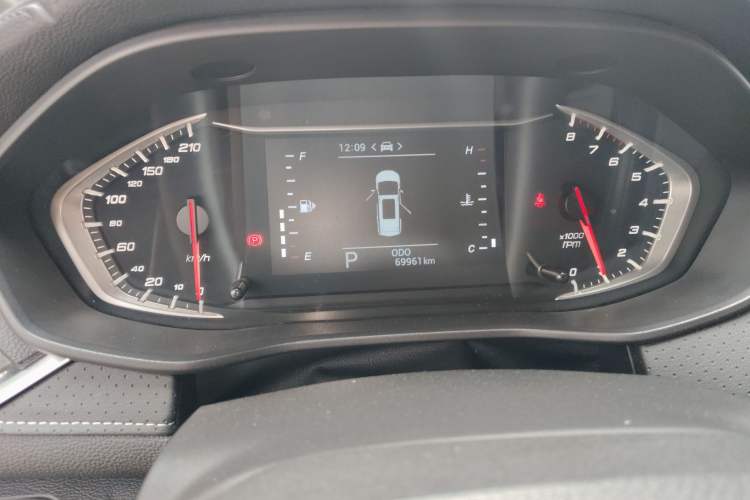 Used SAIC MAXUS G50 2019 1.5T Automatic Elite Edition China VI Standard