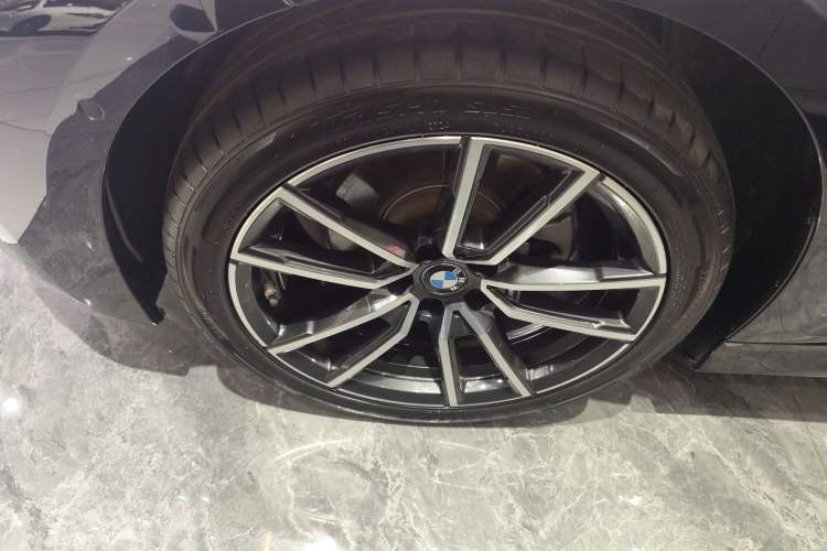 Used BMW 3 Series 2022 Updated 325Li M Sport Package Left Front Wheel Hub