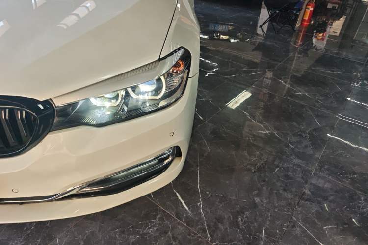 Used BMW 5 Series 2018 525Li Luxury Package