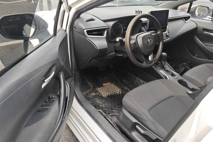 Used Toyota Levin 2022 Facelift TNGA 1.5L CVT Progressive Edition Driver Seat