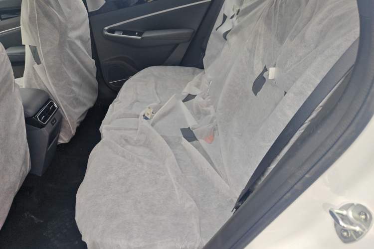 Used Geely Auto Emgrand X7 Sport 2026 Model 1.5TD Aspirational Left Rear Seat