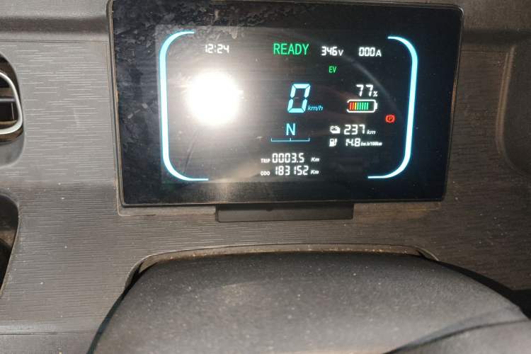 Used Linxys Huangjincang 2024 Economy Version First Class Cabin Odometer Close Up