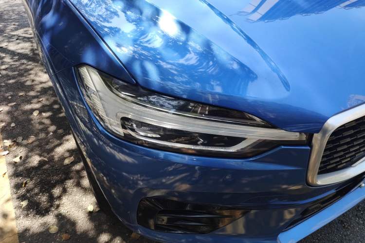 Used Volvo XC60 2019 T5 4x4 Zhiyuan Sport Edition China V Standard