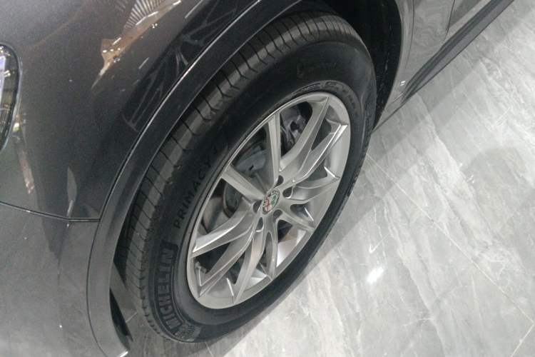 Used Alfa Romeo Stelvio 2017 2.0T 200HP Luxury Edition