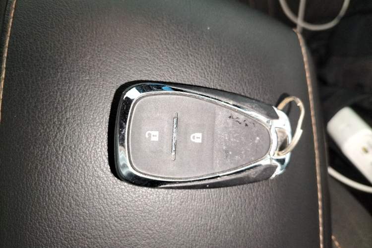 Used Chevrolet Orlando 2019 530T Automatic Luxury Edition (5+2 Seater) – China VI Standard