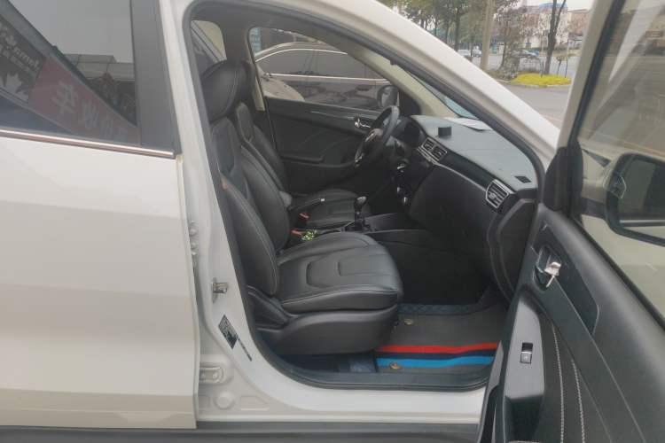 Used Dongfeng Fengon 580 2018 1.8L Manual Comfort Model
