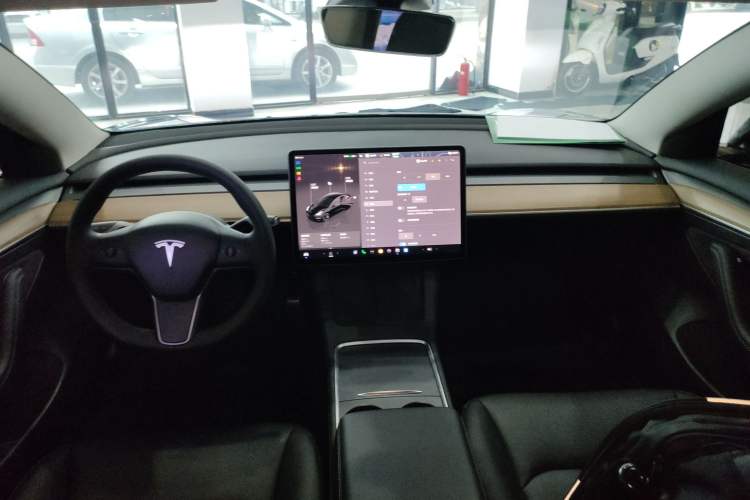 Used Tesla Model 3 2022 Rear-Wheel-Drive Version
