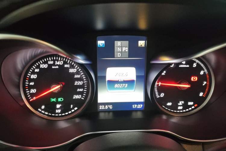 Used Mercedes-Benz C-Class 2016 C 200 L Instrument Cluster
