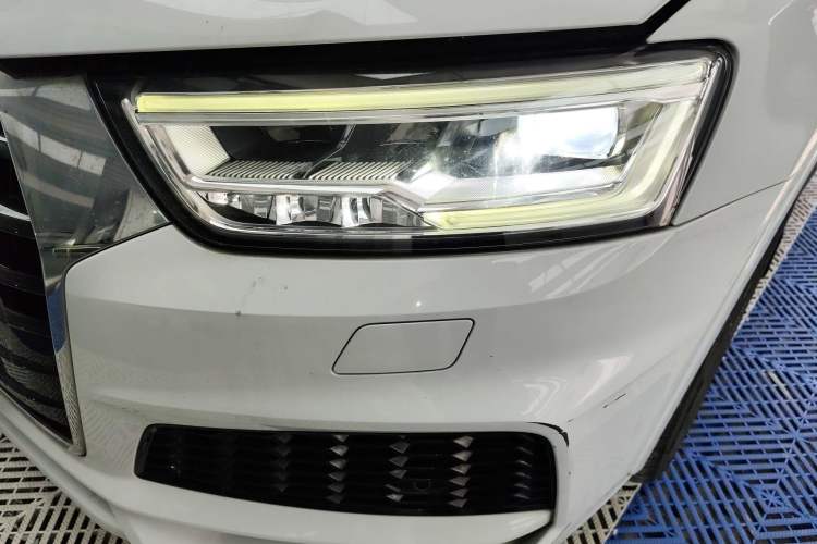 Used Audi Q3 2018 30 TFSI Fashion Edition Collector's Version
