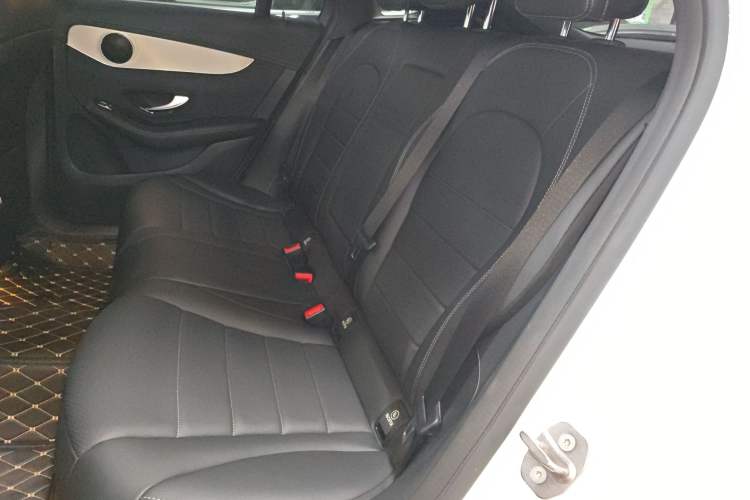 Used Mercedes-Benz GLC Coupe 2020 GLC 260 4MATIC Coupe SUV
