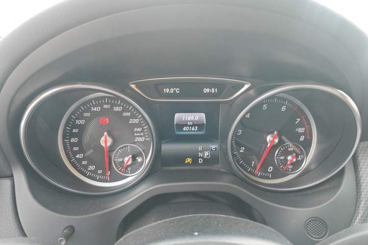 Used Mercedes-Benz GLA 2017 GLA 200 Fashion Model Instrument Cluster