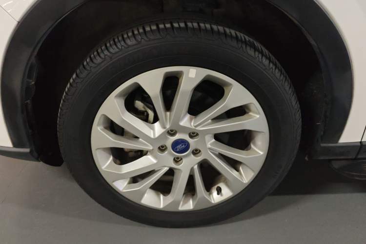 Used Ford Equator 2021 EcoBoost 225 Platinum Edition 7-Seater
