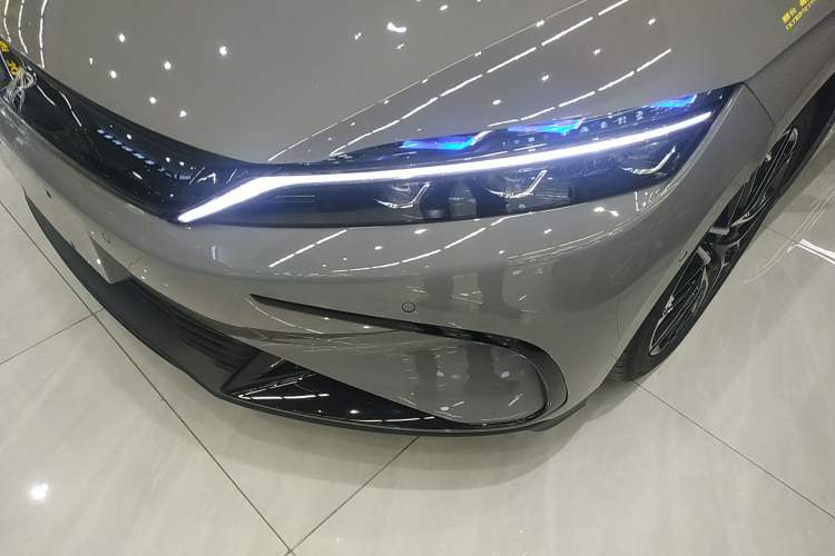 Used BYD Han 2024 EV Glory Edition 605KM Front-Wheel-Drive Premium Model