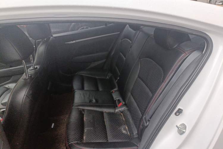 Used Hyundai Elantra (6th Generation / Lingdong) 2016 1.6L Automatic ZhiXuan – Elite Version