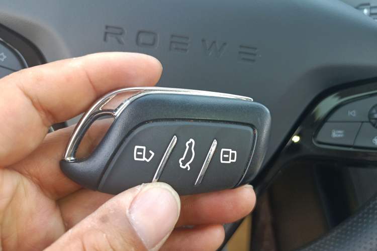 Used Roewe i5 2024 1.5L CVT Luxury Edition