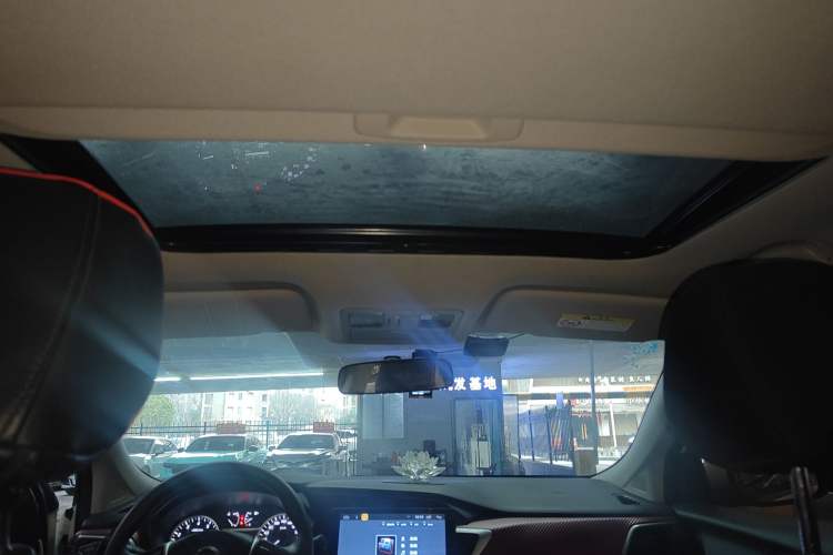 Used Nissan Lannia 2016 1.6L CVT Cool Edition
