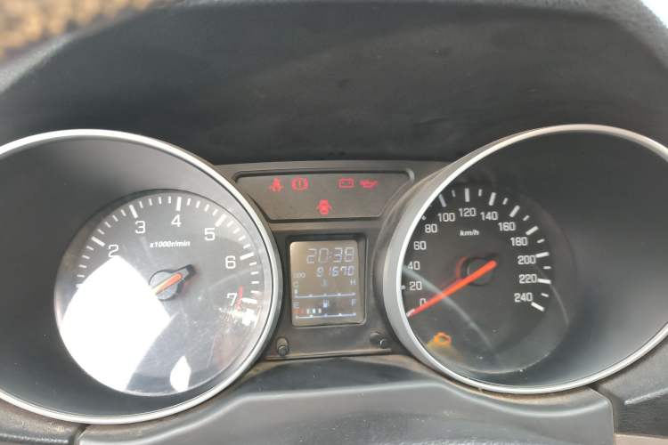 Used FAW Senya S80 2014 1.5L Manual 5-Seater Classic Edition
