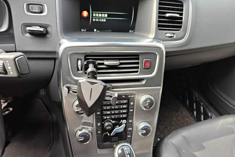 Used Volvo S60 2017 S60L T3 Smart Upgrade Edition
