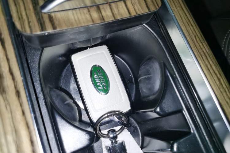 Used Land Rover Range 2018 3.0 SC V6 Vogue Extended-Length Model