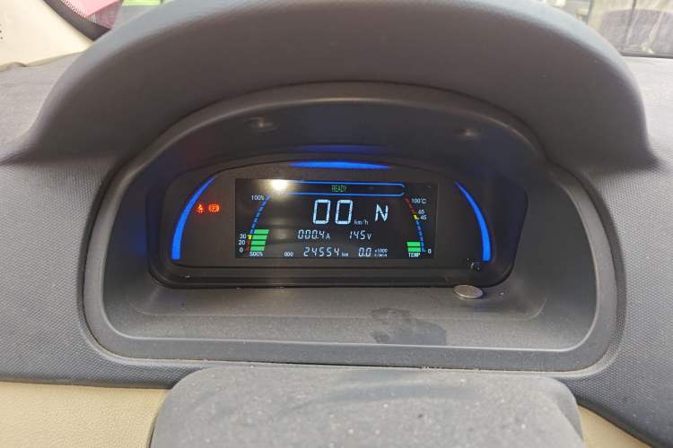 Used JMEV E100B 2016 E100 Standard Model
