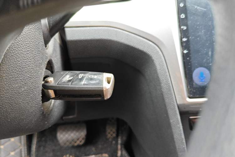 Used Volkswagen Lamando 2018 230TSI DSG Fashion Edition Vehicle Key