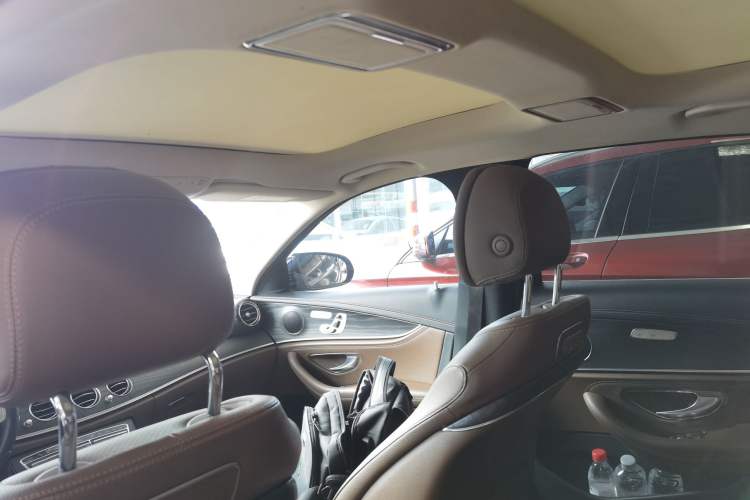 Used Mercedes-Benz E-Class 2020 Restyled E 300 L Sporty and Stylish Edition Headliner