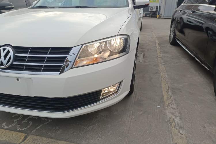 Used Volkswagen Gran Lavida 2013 1.4 TSI Automatic Comfort Model
