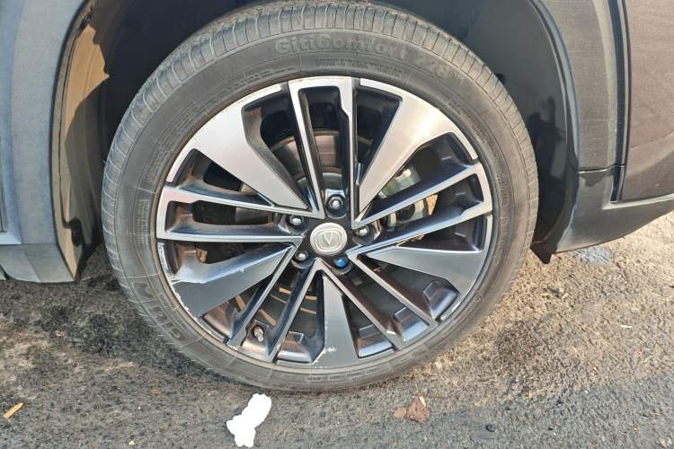 Used CHANGAN CS35PLUS 2021 Blue Whale NE 1.4T DCT Prestige Model