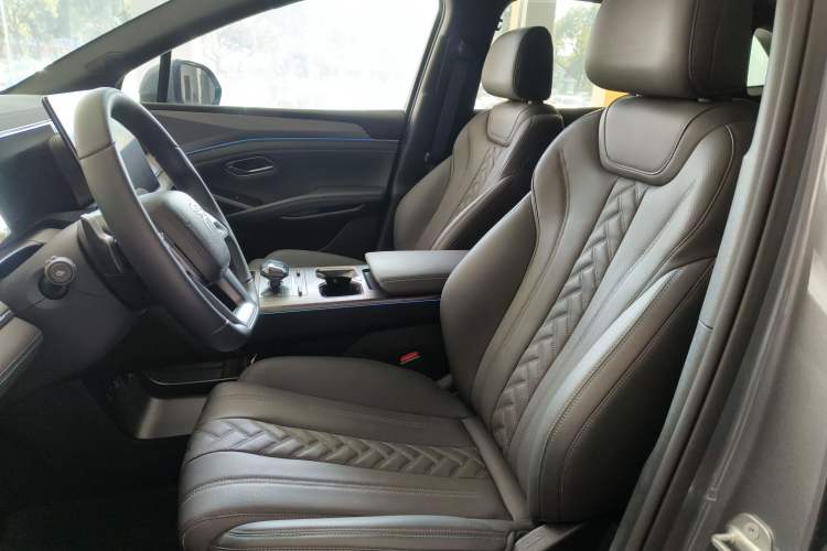 Used BYD Song L DM-i 2025 Intelligent Driving Version 160 km Beyond-Range Type
