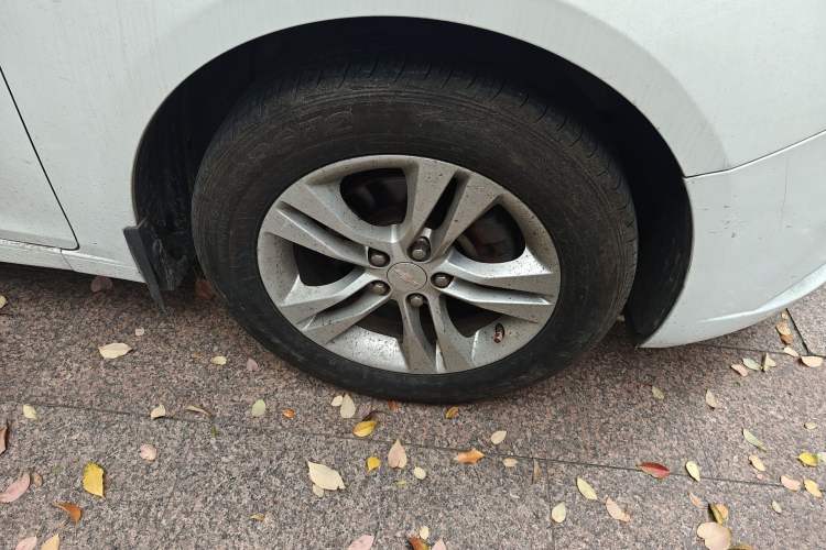 Used Chevrolet Cruze 2015 1.5L Classic SE AT
