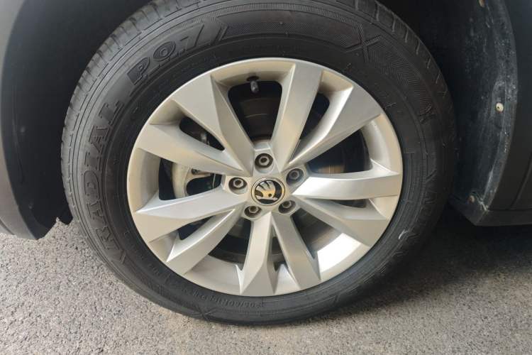 Used Skoda Kamiq 2020 1.5L Automatic Standard Edition
