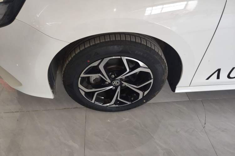 Used MG 5 2022 180 DVVT CVT Youth Style Edition
