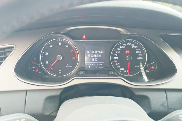 Used Audi A4L 2015 35 TFSI Automatic Standard Model Instrument Cluster