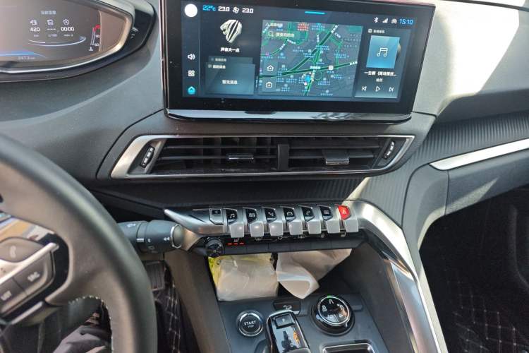 Used Peugeot 5008 2023 400THP Passionate Full-Seat Edition 7 Seats Audio And AC Panel