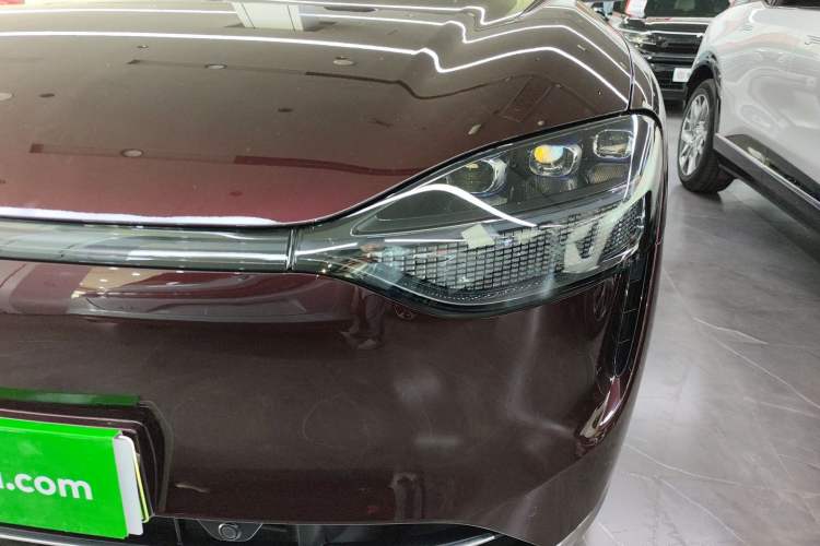 Used Hima AITO M9 2025 Extended-Range Ultra Version 52 kWh 6-Seater
