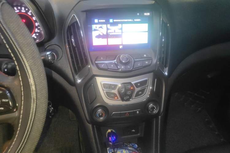 Used Chery Arrizo 5 2016 1.5L Manual Leading Version Audio And AC Panel