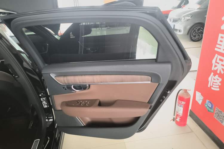 Used Volvo S90 2024 B5 Zhiyuan Luxury Edition
