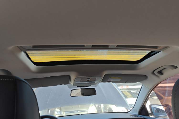 Used Roewe i5 2019 1.5L Manual 4G Connect Leehao Flagship Edition