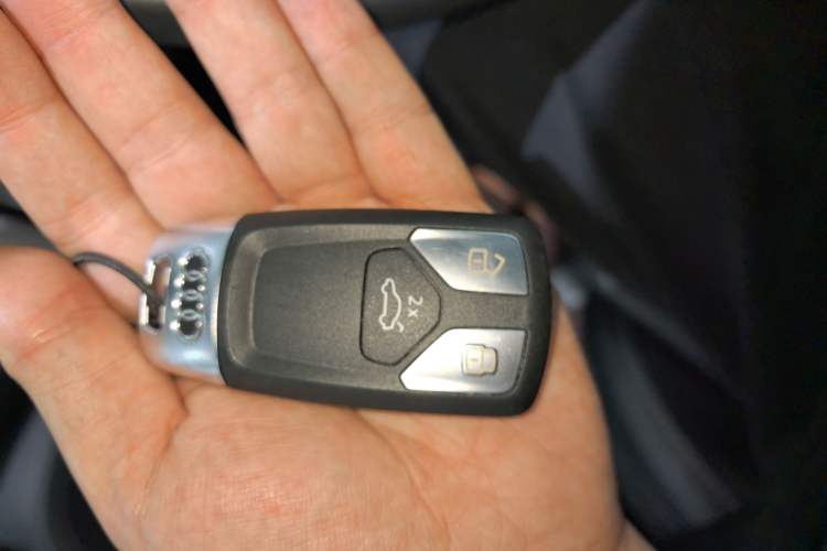 Used Audi A4L 2022 40 TFSI Fashion Dynamic Model Vehicle Key