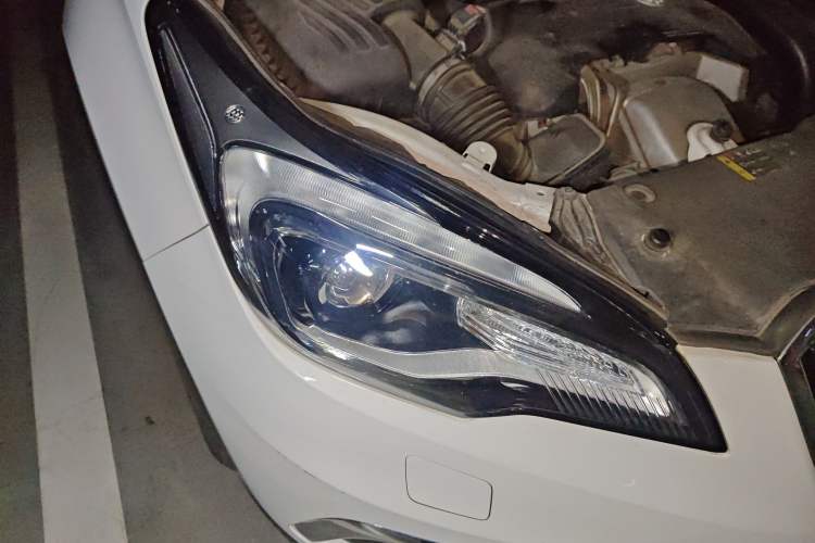 Used Buick Envision 2014 28T Four-Wheel Drive Elite Model
